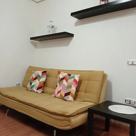 Chevere Rojo-huca * Oviede