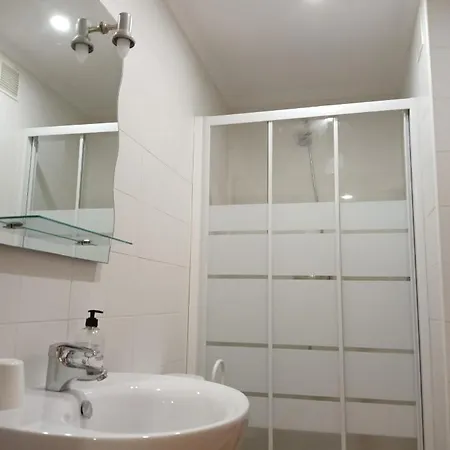 Chevere Rojo-huca * Oviede