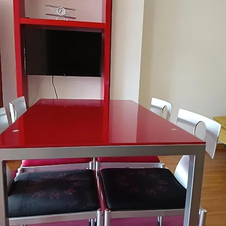 Apartment Chevere Rojo Con Garaje *