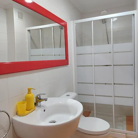 Apartment Chevere Rojo Con Garaje *
