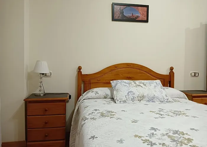 Chevere Rojo-huca Apartment Oviedo